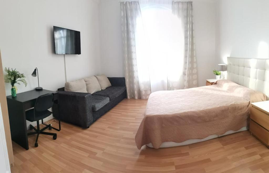 Rooms Tetu Барселона Экстерьер фото