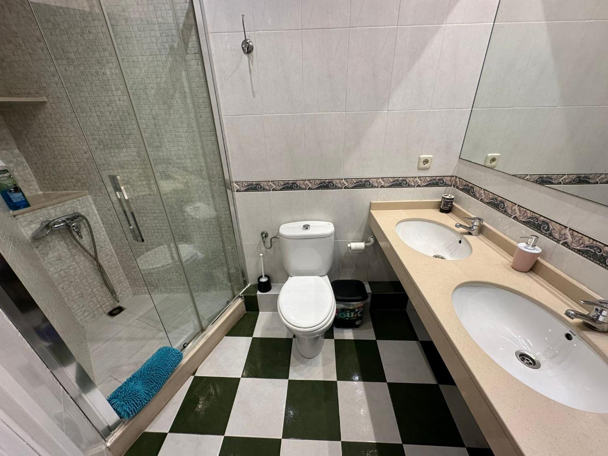 Rooms Tetu Барселона Экстерьер фото