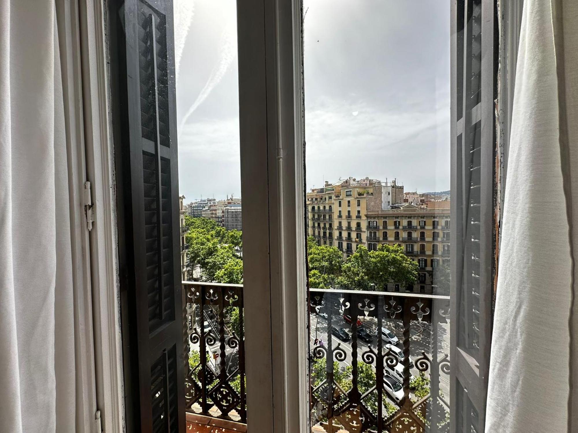 Rooms Tetu Барселона Экстерьер фото